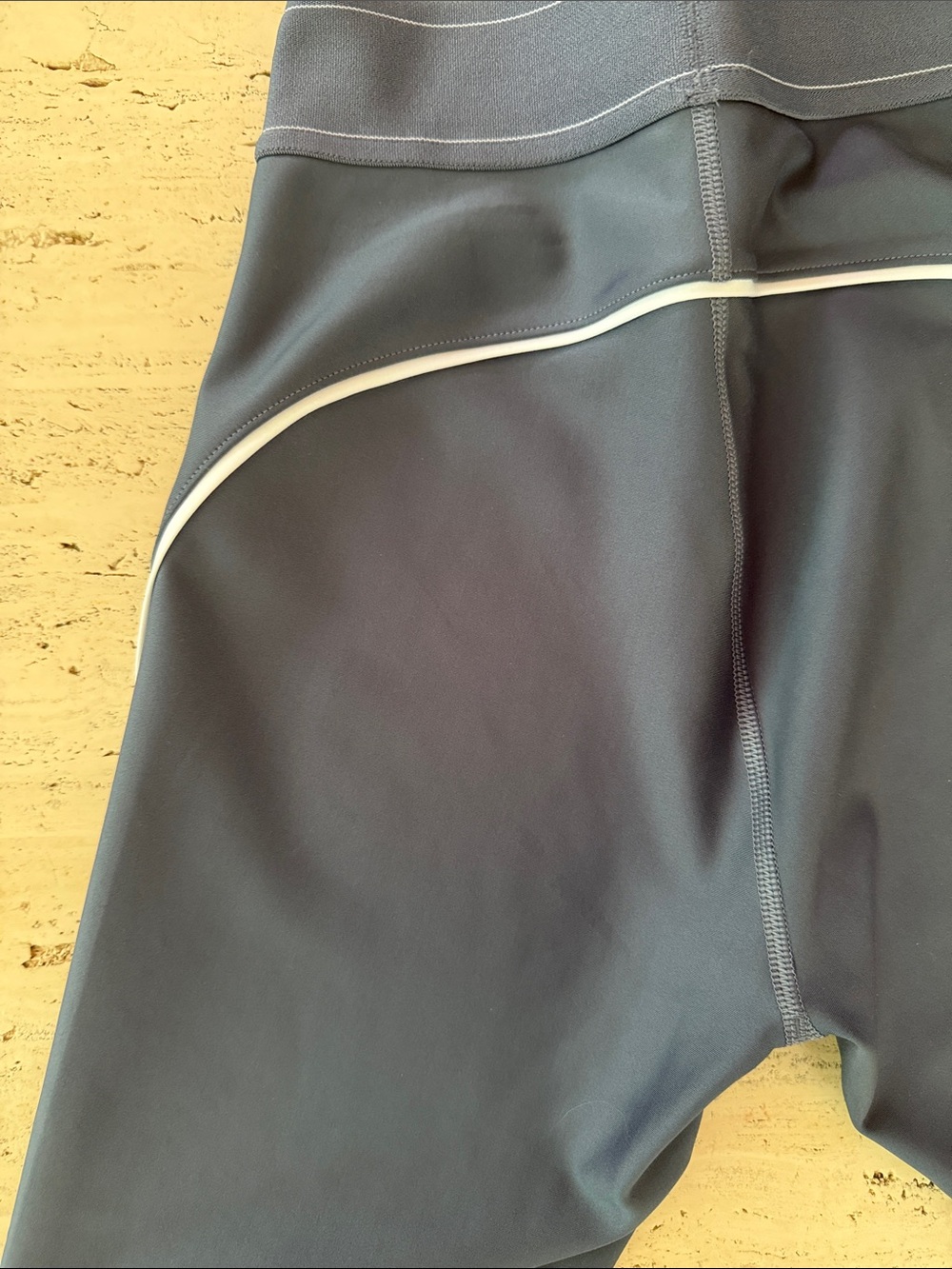 Alo High-Waight Airlift Suit Up Leggings, XS - Picture 8 of 8